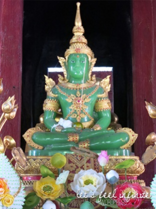Wat Phra Singh - Bouddha de Jade à l'intérieur du bot